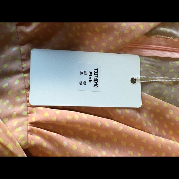 NWT long sleeve romper - Picture 4 of 6